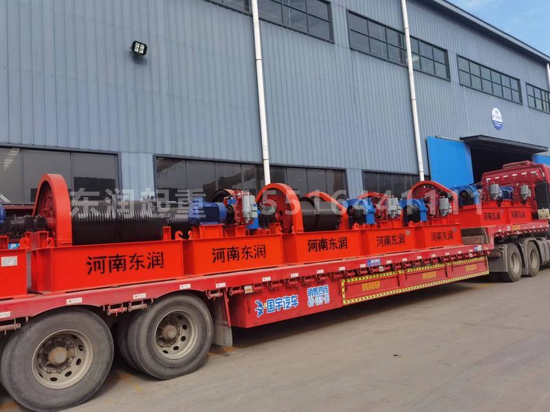 東北恒如水電站QP2x500kn雙吊點啟閉機發貨